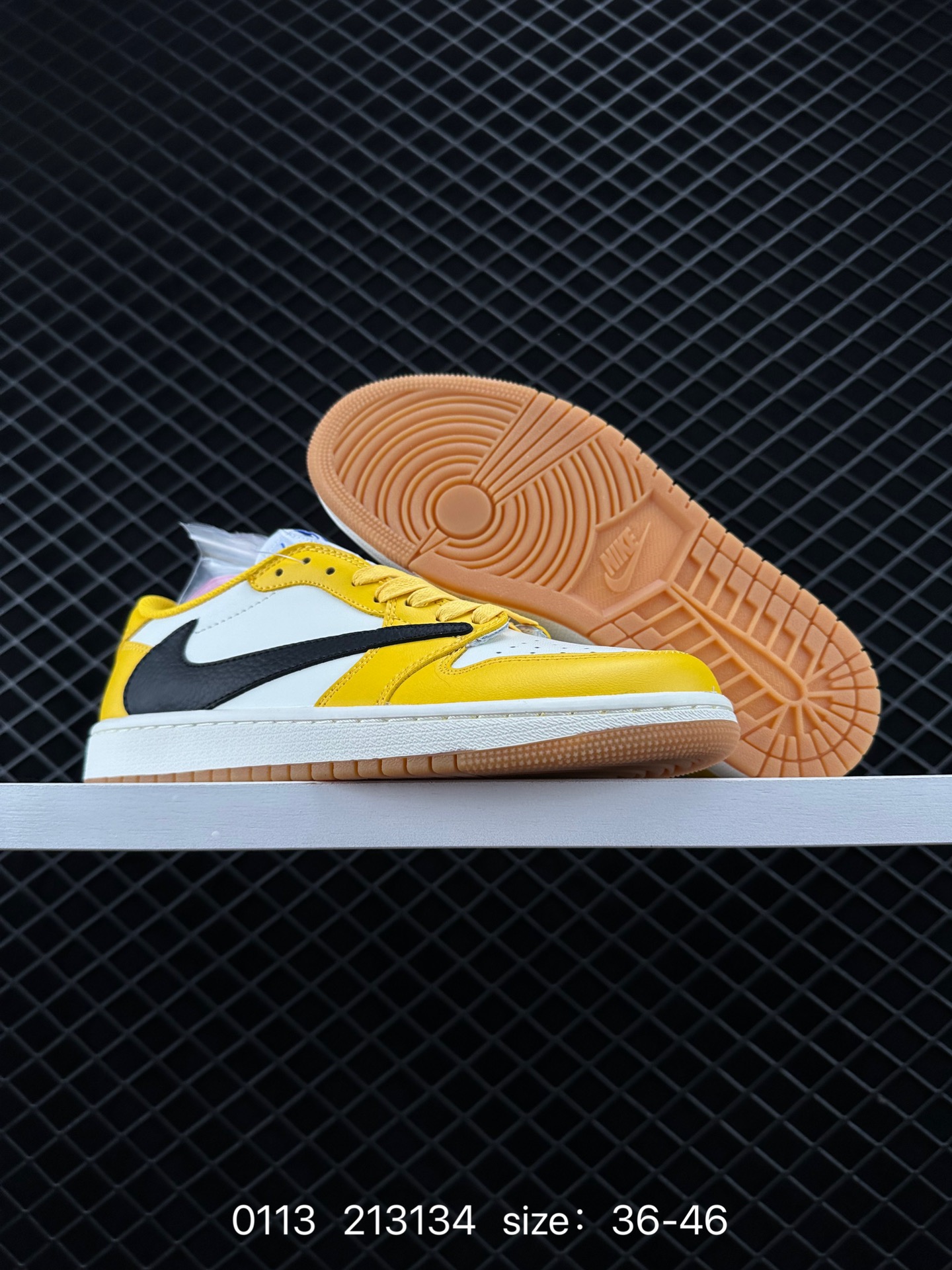 Travis Scott x Nike Air Jordan 1 Low OG